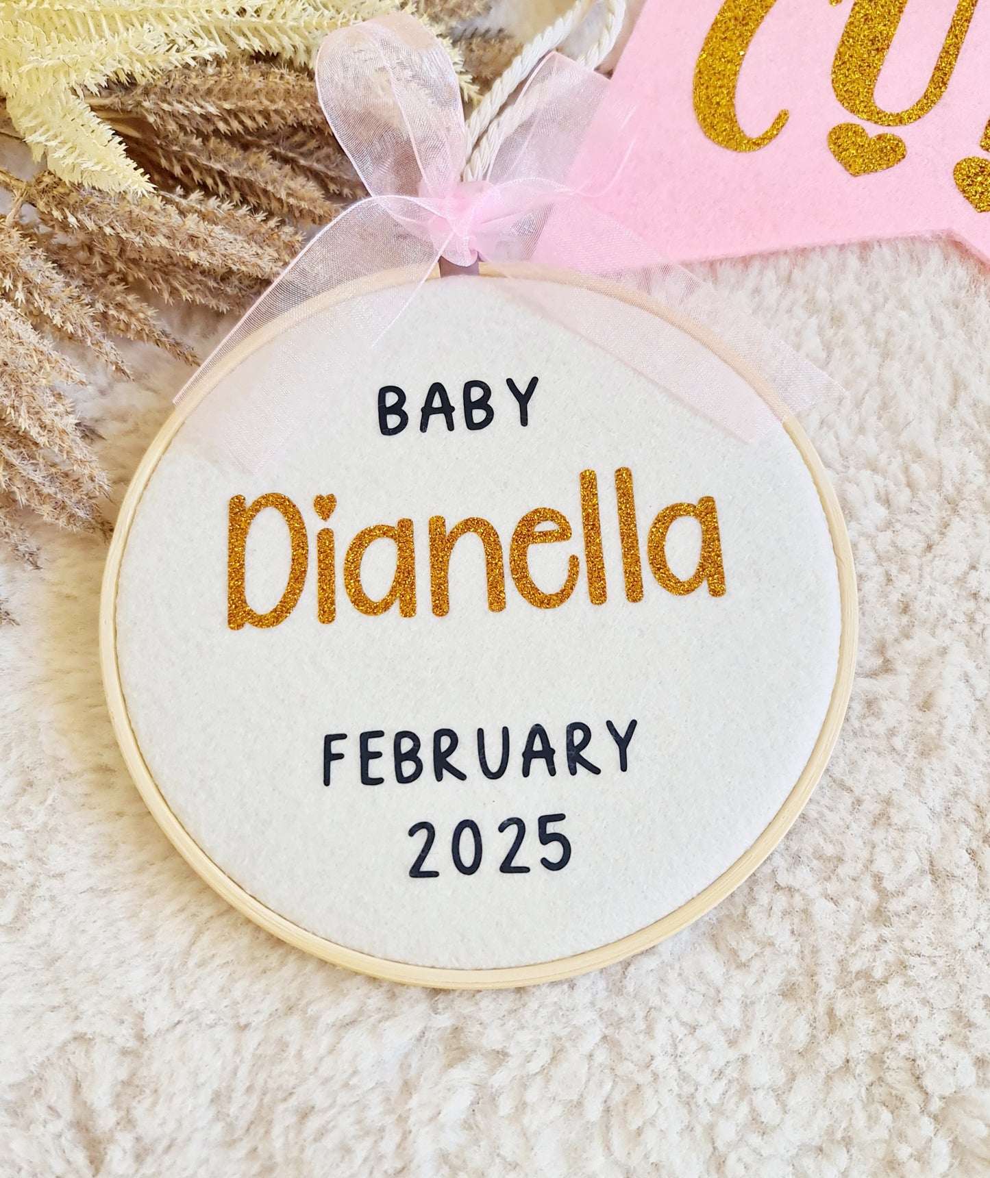Baby announcement hoop