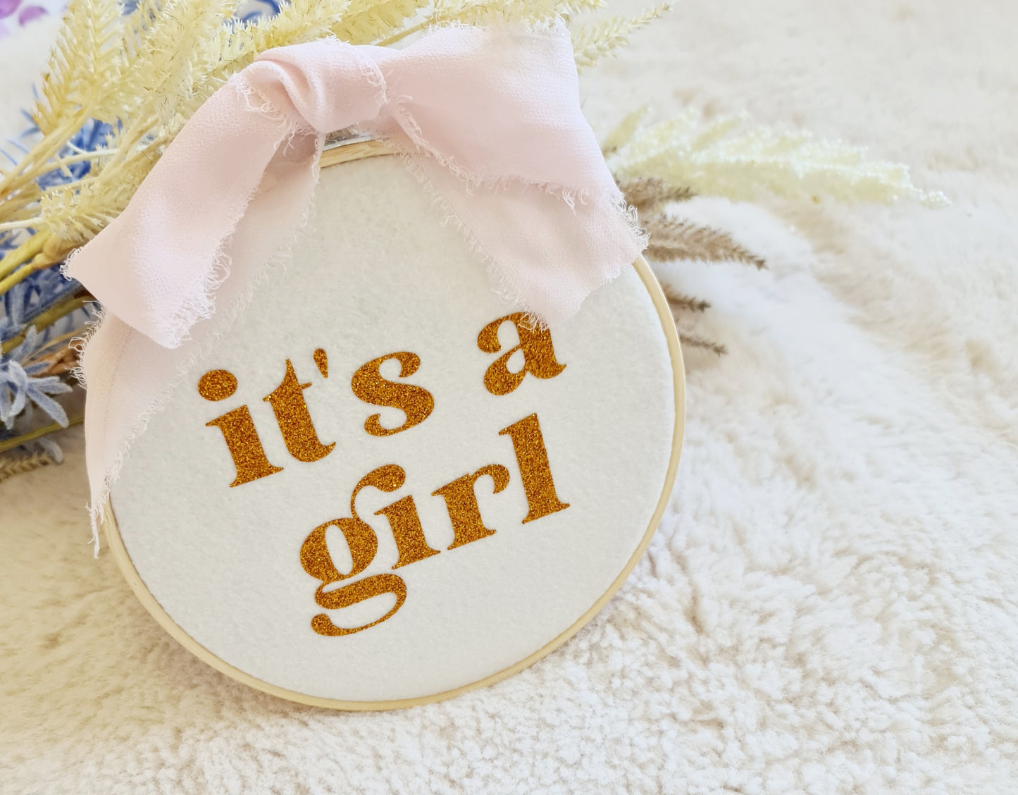 "It's a girl" milestone hoop