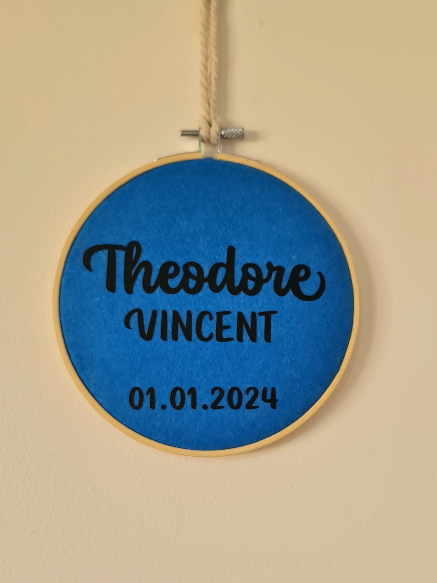 Name keepsake hoop
