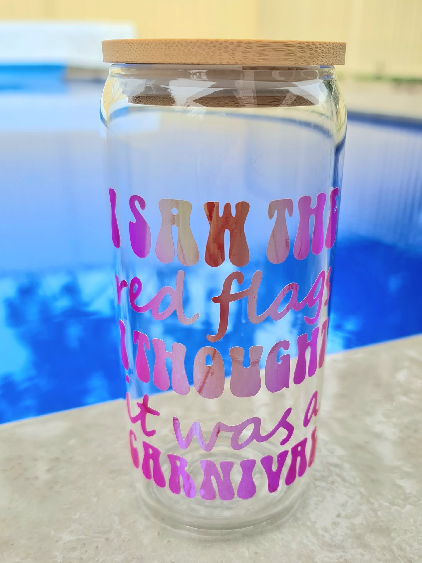 "Red flags" glass cup