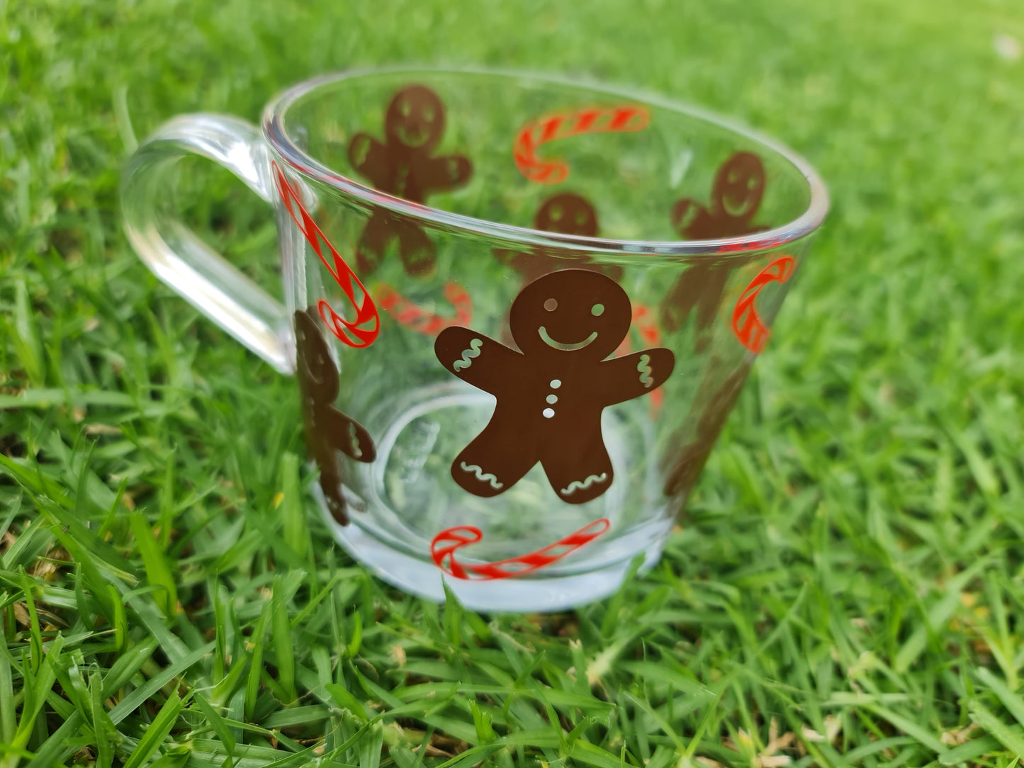 Gingerbread man glass cup