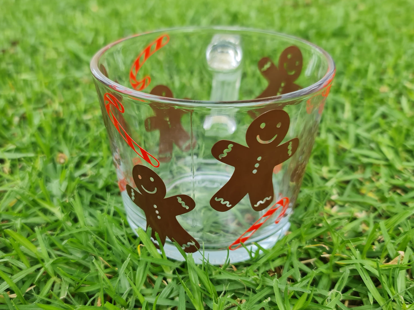 Gingerbread man glass cup