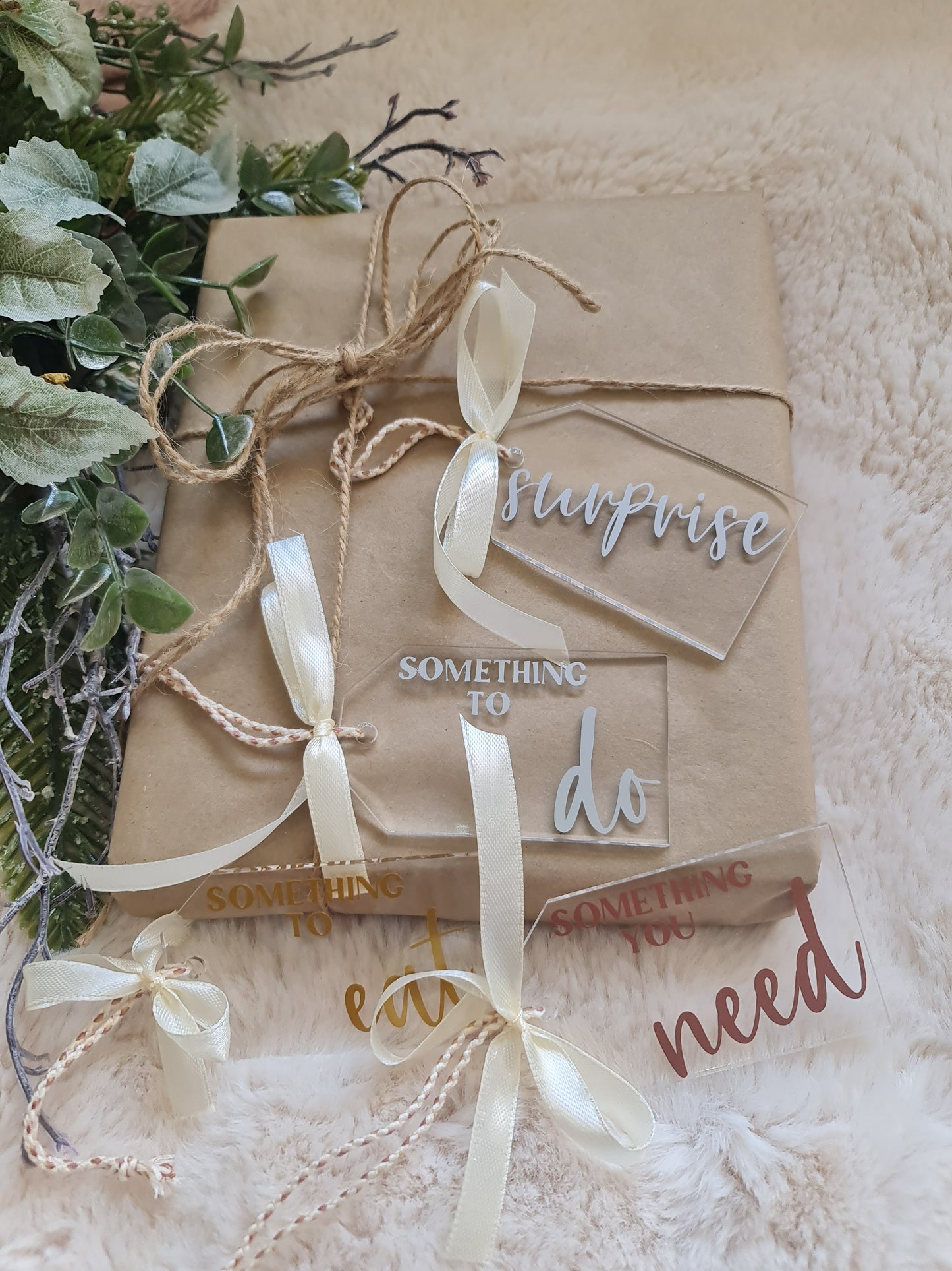 Christmas gift tags set of 4
