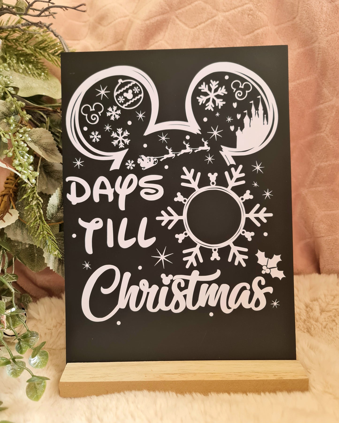 Mouse Christmas countdown board