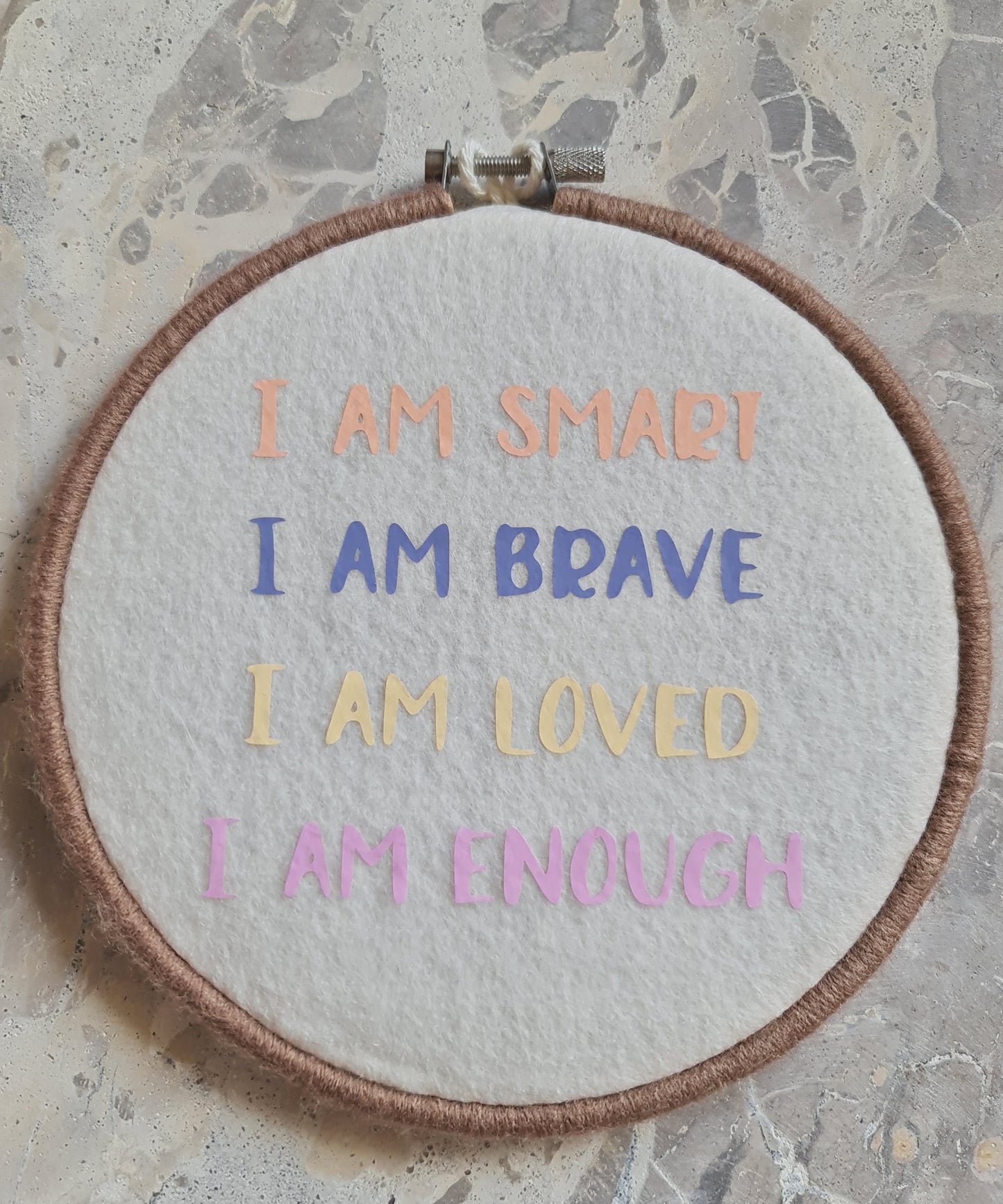 Inspirational hanging wall decoration
