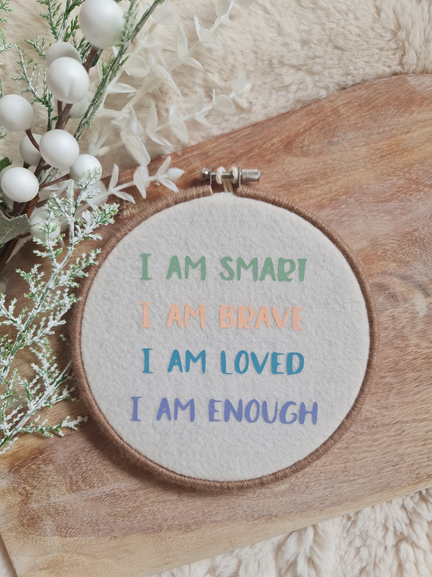 Inspirational hanging wall decoration