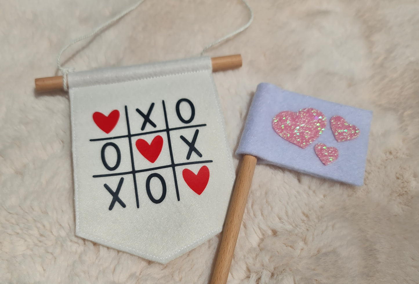 Tic Tac Toe Hearts decoration