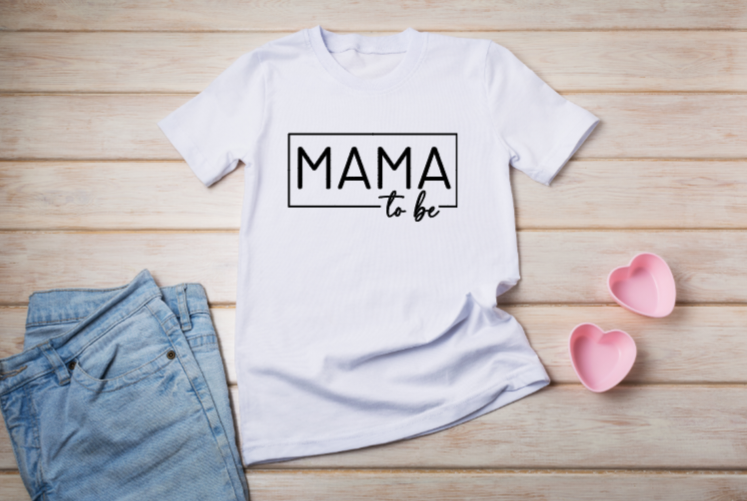 "Mama to be" pregnancy announcement T-shirt