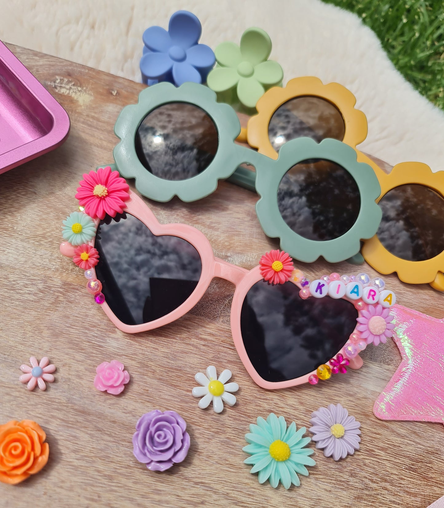 Bedazzle your sunnies DIY kit