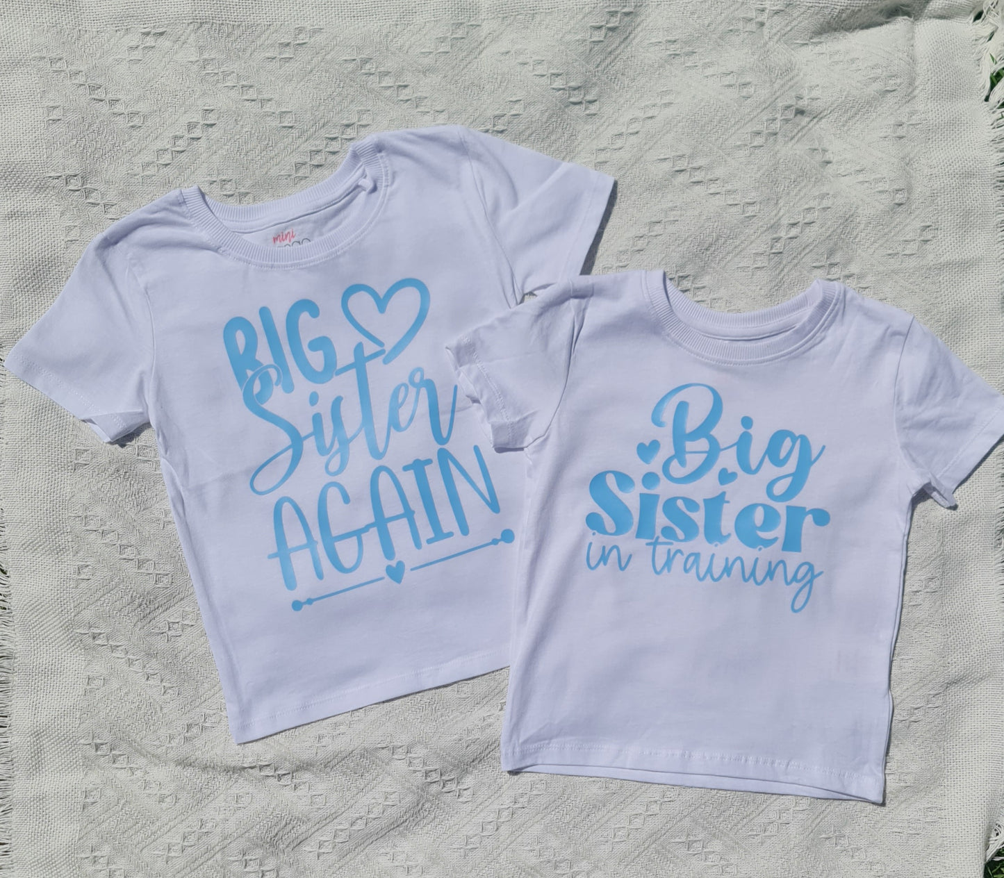 Big Sister in training - baby announcement t-shirt