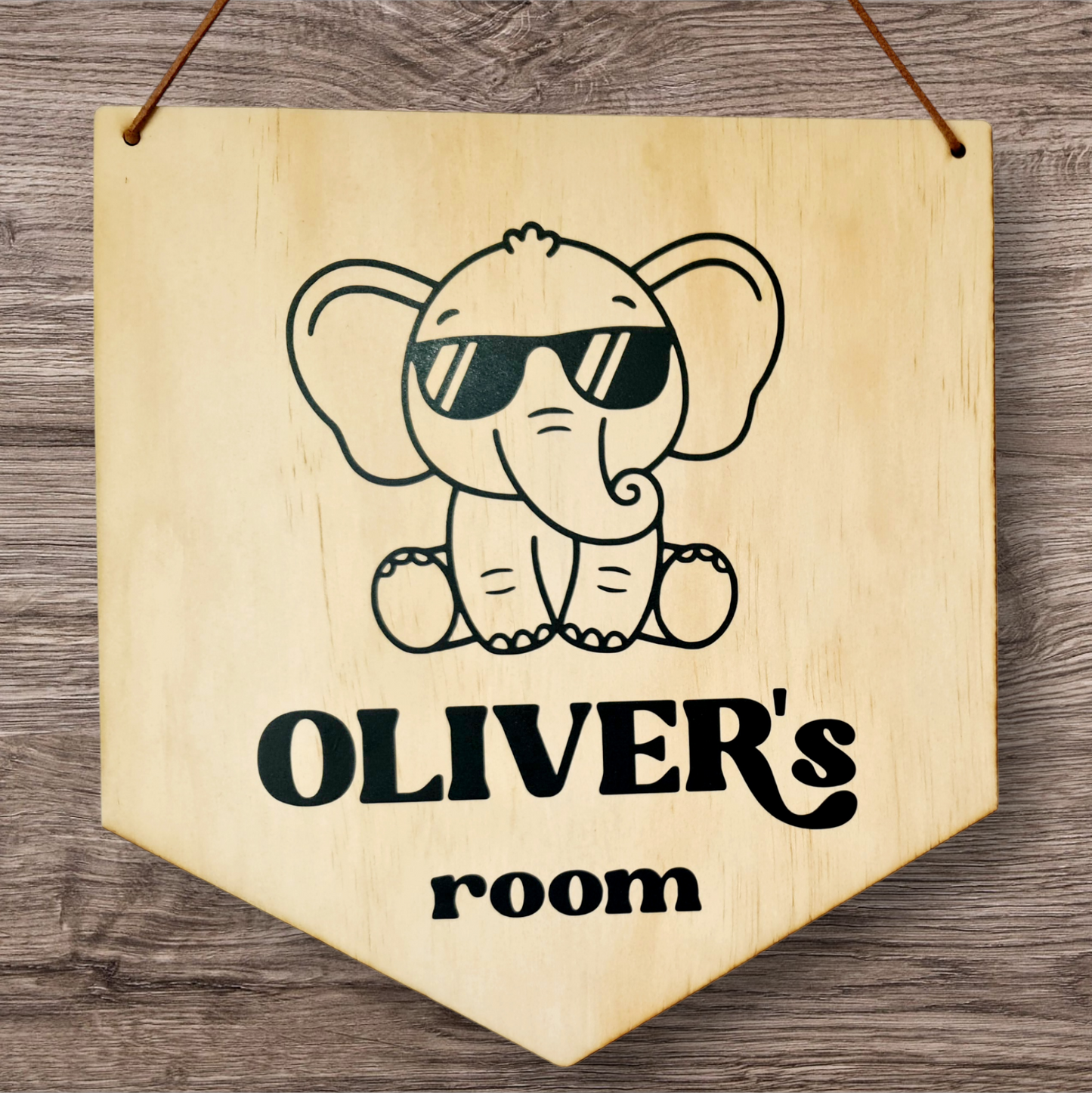 Name banner "Elephant"