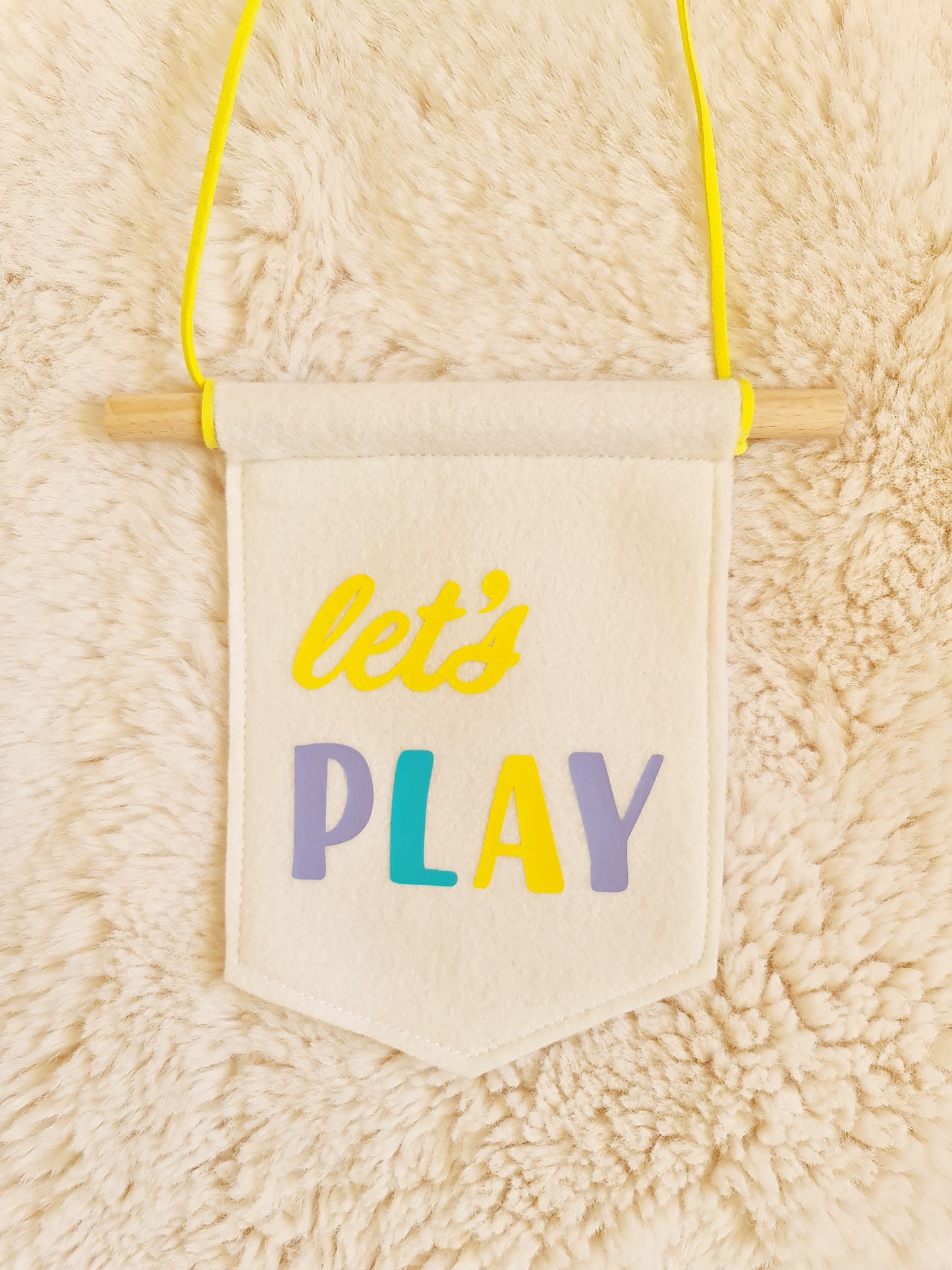 Let's play felt banner