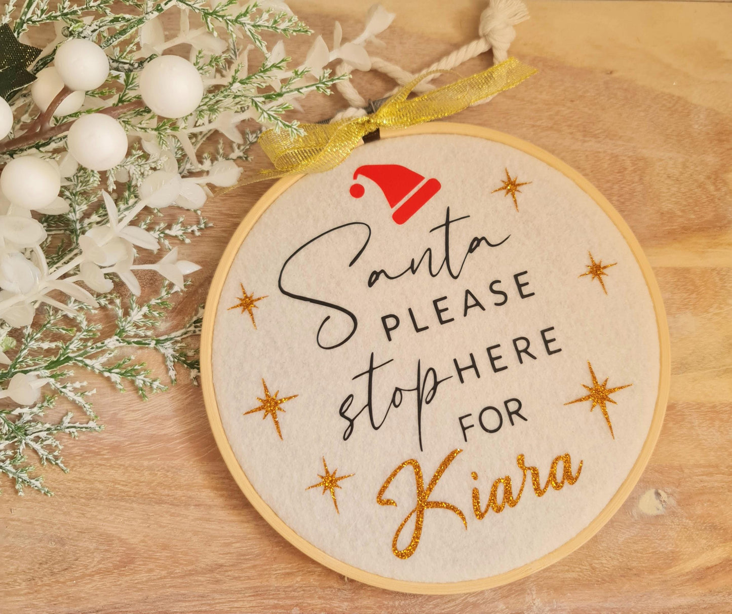 Personalised Santa sign, Santa please stop here, Handmade Felt Embroidery Hoop  “Santa Please Stop Here Christmas Wall Hanging Decoration