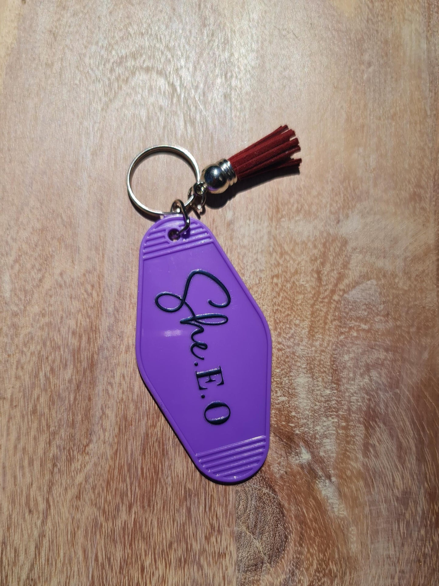 Motel keychain, acrylic keychain She E.O