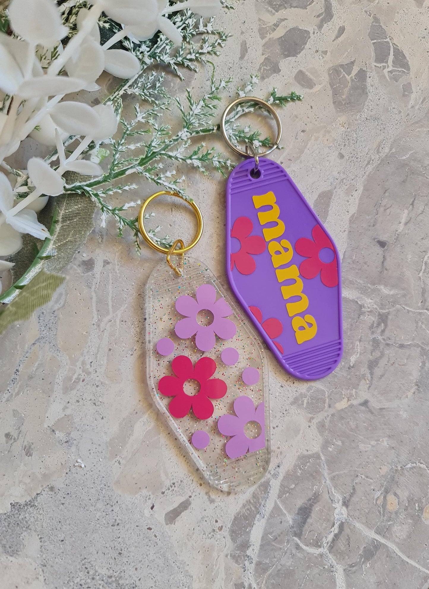 Motel keychain, acrylic keychain Flowers