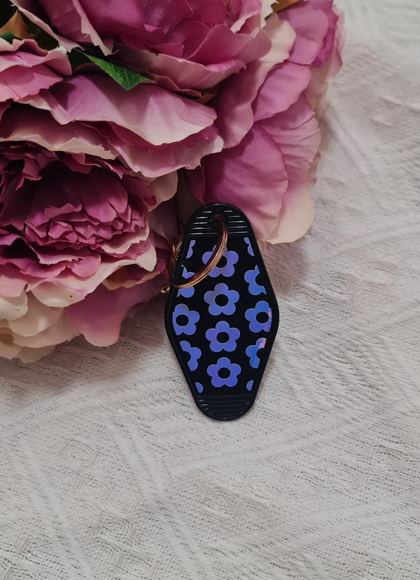 Motel keychain, acrylic keychain, trendy motel keychains, floral, flowers
