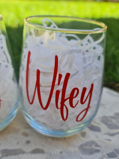 Wifey Hubby Stemless Wine Glass Set: Couple Gift
