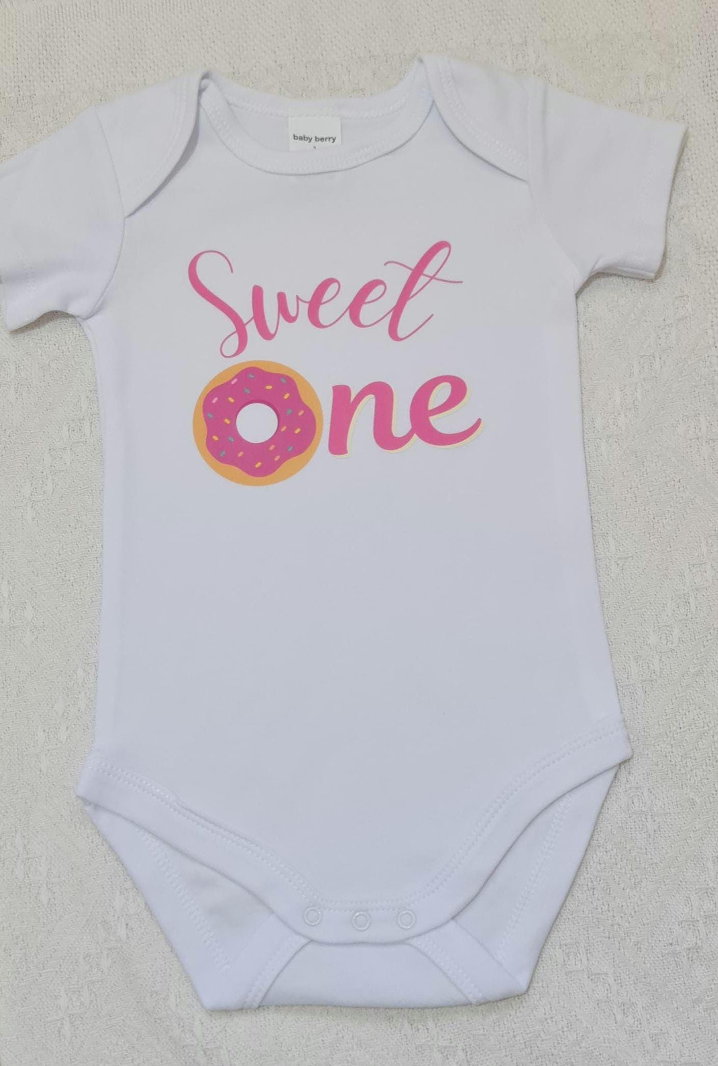 Sweet One Birthday Onesie | 1st Birthday Outfit | Baby Girl/Boy Bodysuit | Baby Shower Gift | Smash Cake Outfit, 1st Birthday Bodysuit
