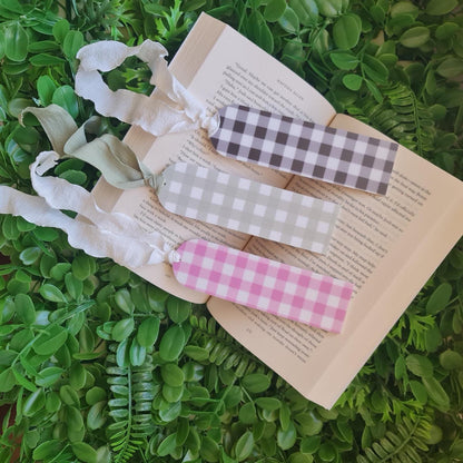 Personalised Gingham Acrylic Bookmark | Custom Name Bookmark | Cute Reader Gift | Book Lover Gift | Teacher Gift | Back to School