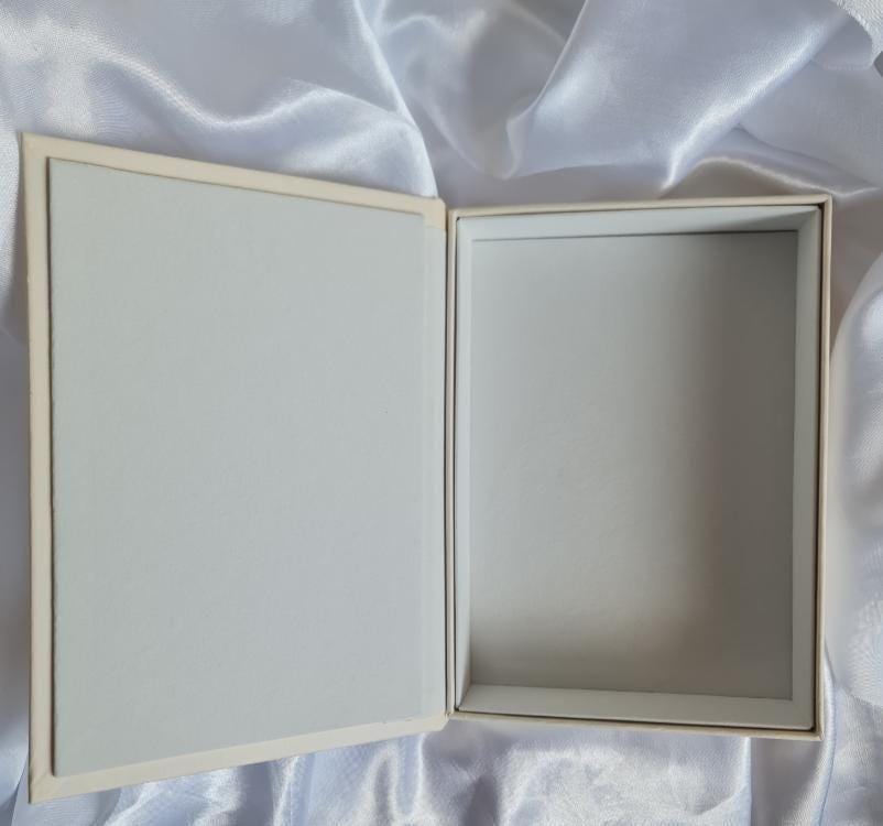 Personalised Wedding Keepsake Book Box | Wedding Memory Box | Custom Couple Keepsake Box | Decorative Storage Book Box | Anniversary Gift